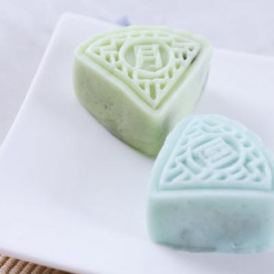 快讯:恒指低开0.27% 科指跌0.68% 科网股走弱 创新药概念高开 快手跌超9%